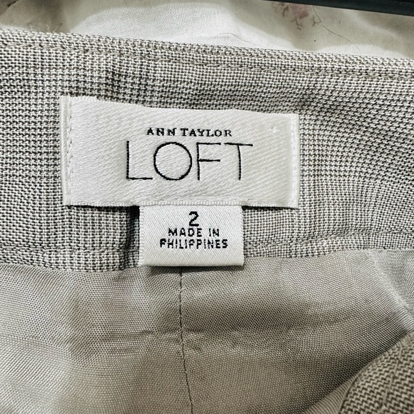 LOFT Grey Slacks 2 🩶 - Picture 9 of 11